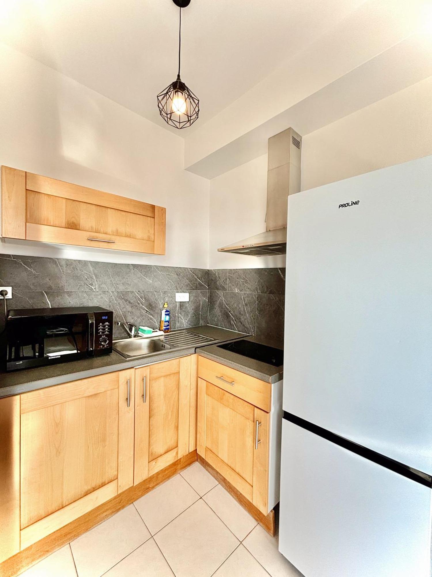 Residence Canella サリ・ソランザラ エクステリア 写真